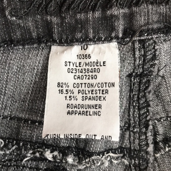 4/$25 Roadrunner Cropped jeans black wash with studs - Picture 6 of 14